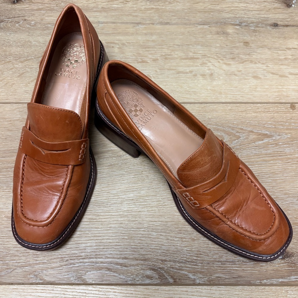 Vince Camuto | Medium Brown Leather Loafers 👞 Sz 8.5, Small Heel, Classic Staple - Picture 4 of 13